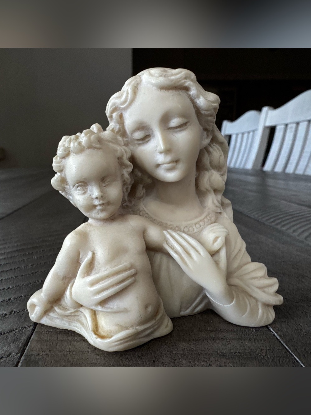 Madonna and Child Sculpture - Decorative Home Art Figurine